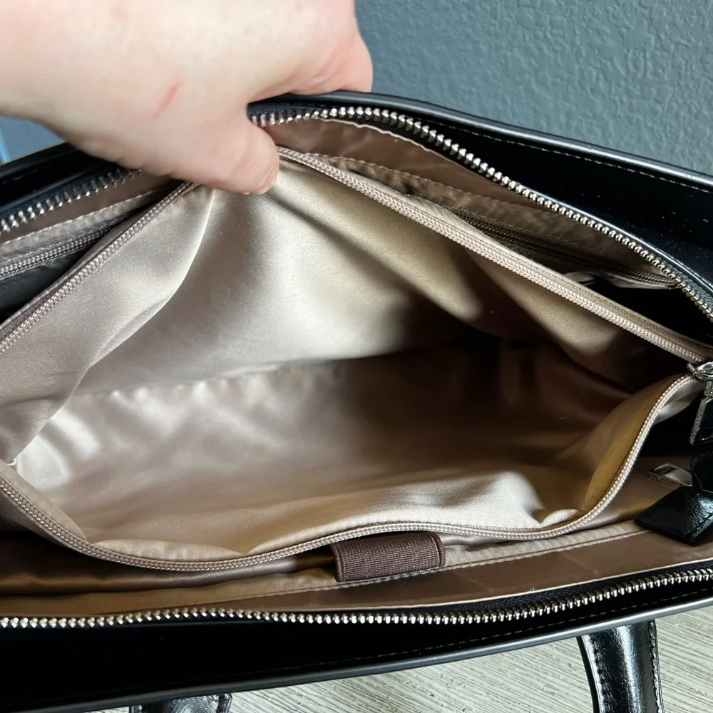 Bostanten Glora Crocodile-Embossed Laptop Bag